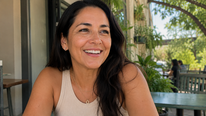 Mariana T., 44